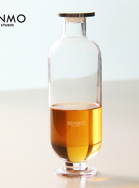 酒樽样板间摆件本墨玻璃简约