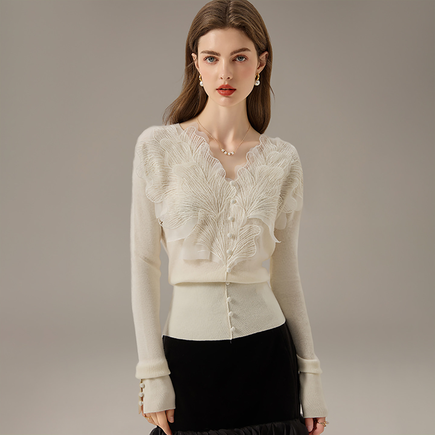 2025秋季新款漂亮气质蕾丝花边打底上衣V领收腰针织衫毛衣女薄款,淘宝优惠券,粉丝福利购,淘宝优惠卷