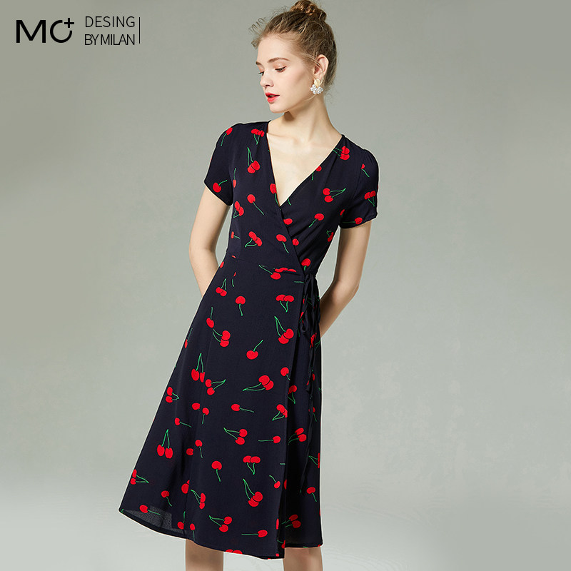 2020年夏季新款v领气质樱桃印花 沫加连衣裙