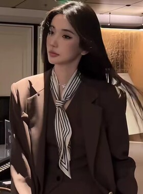 老钱风大女主白色条纹丝巾新款高级感系脖领巾气质长条飘带配饰品