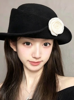 赫本风斜檐礼帽女 珍珠山茶花黑色毡帽 秋冬优雅拍照气质毛呢帽