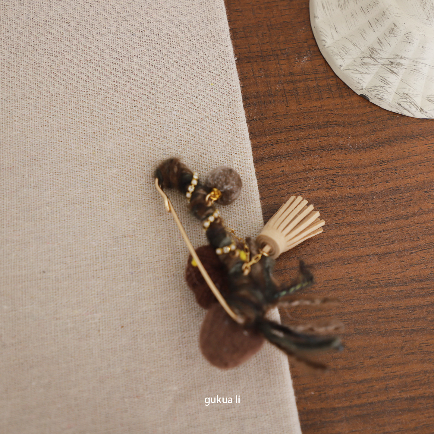 GUKUALI纯手工编织兔子胸针可爱毛绒挂件时尚配饰流苏装饰品秋冬,淘宝优惠券,粉丝福利购,淘宝优惠卷