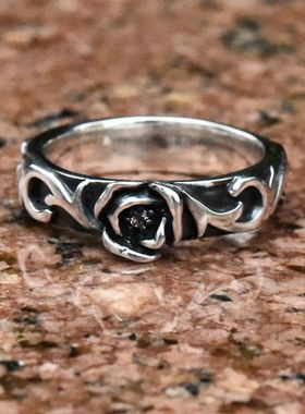 进口女士925纯银哥特小花朵戒指