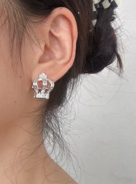 银色十字架皇冠耳扣女小众ins高级感个性甜酷少女巨好看耳环耳饰