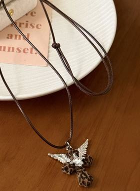 秋冬新款植绒豹纹星星十字架编织绳项链女小众时尚百搭长款毛衣链