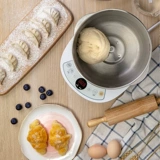 Маленькая сука-кролик-медведь использует ходячие ноги, ферментированные устричные кальмары с однородной отрыжкой, коммерческие устричные кальмары.