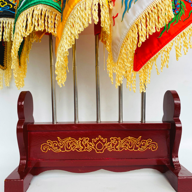 Tianshi's grand gifts, five-color flags, soldiers, horses, flags, and order flags.