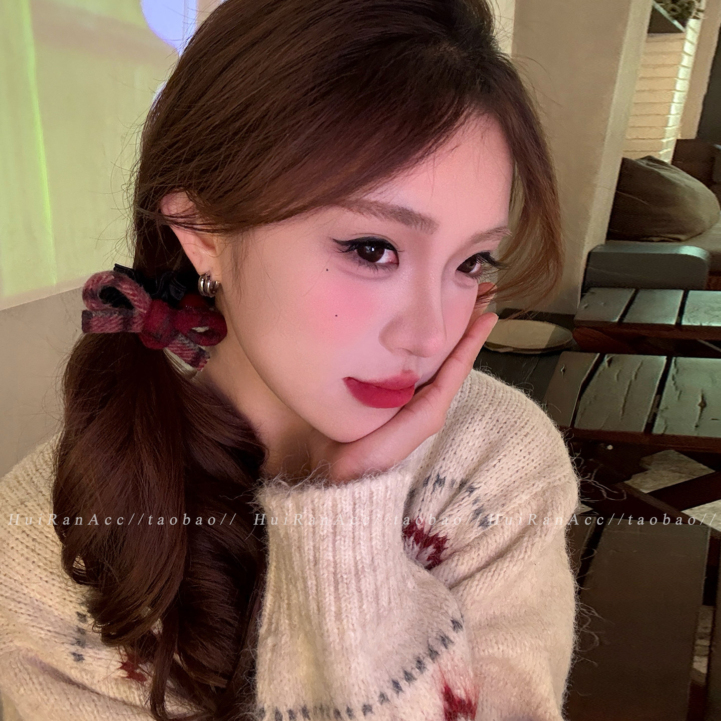 新年喜庆红色毛呢蝴蝶结发圈女2026新款丸子头发绳橡皮筋甜美发饰,淘宝优惠券,粉丝福利购,淘宝优惠卷