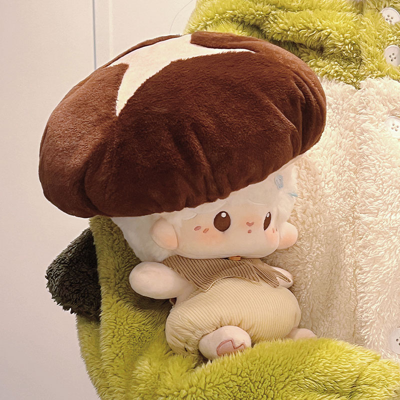 养了DOLL 现货 正版20cm蘑菇系列套装毛绒帽子娃衣可爱棉娃玩偶 - 图1