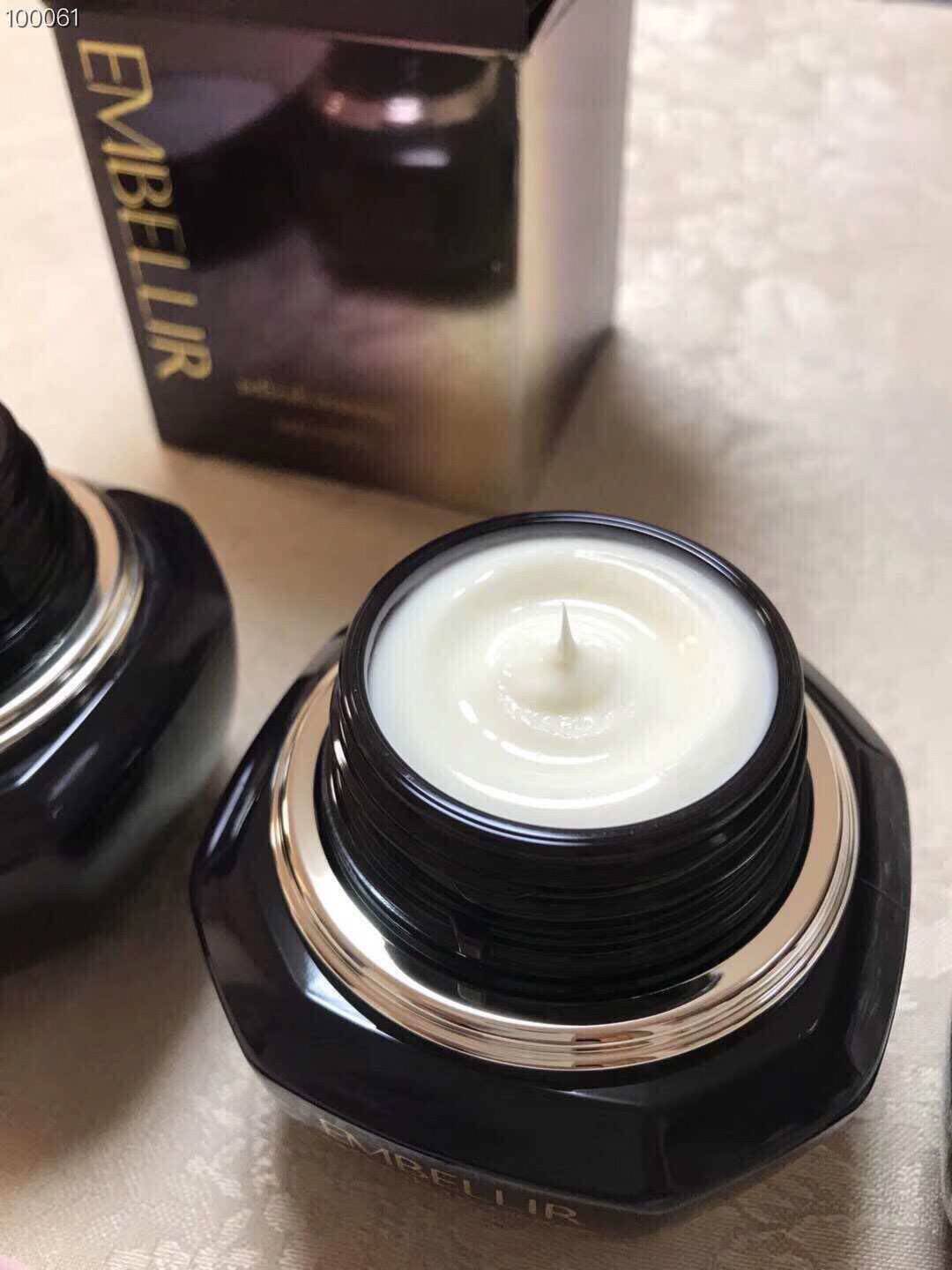 日本版现货 美伊娜多/menard 灵芝系列embellir 眼霜 20g