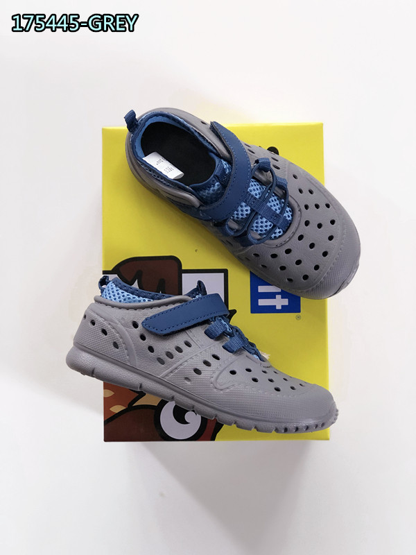 外贸尾货夏季男女童凉鞋轻便透气儿童鞋洞洞鞋防滑速干包头沙滩鞋