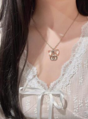 26s亚克力浅金色蝴蝶结项链女士