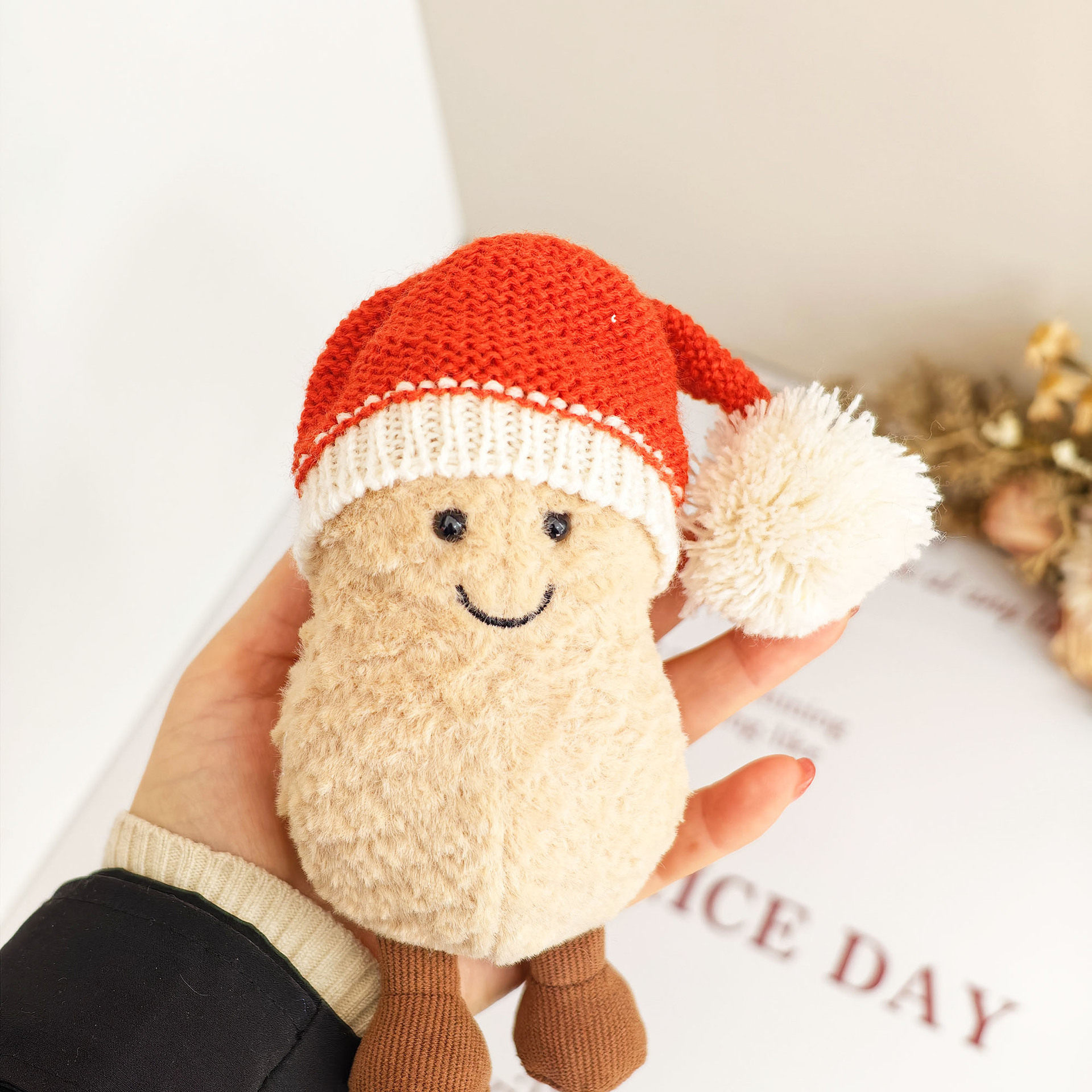 仅帽子】11CM花生玩偶着替手工小红帽Jellycat趣味花生公仔衣服萌,淘宝优惠券,粉丝福利购,淘宝优惠卷