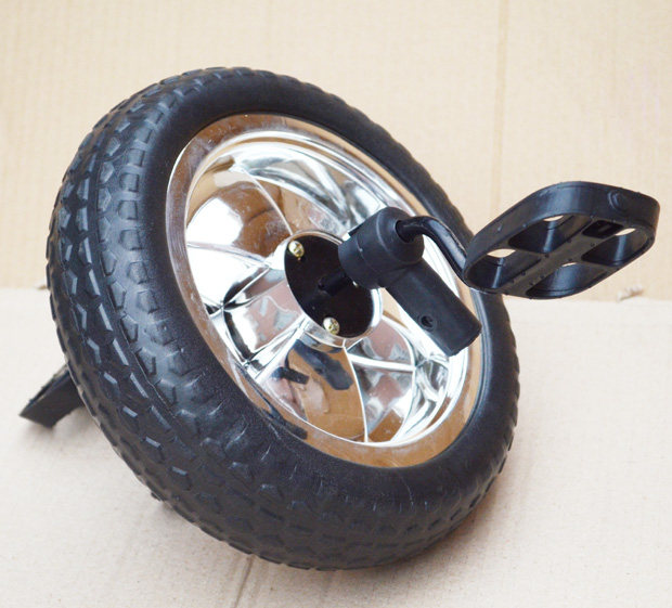 tricycle front wheel