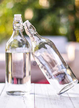 售楼处酒吧纯色卡扣酒瓶玻璃瓶密封罐透明素瓶玻璃果汁瓶软装摆件