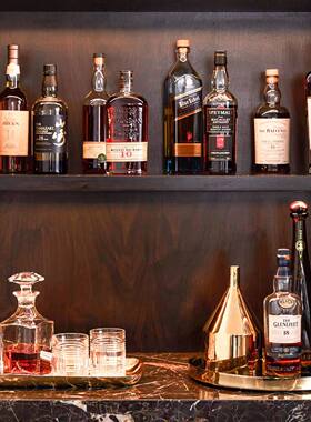 橱柜展厅道具假洋酒软装餐厅陈设酒柜装饰品样板间仿真威士忌摆件