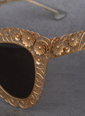 私藏 限量版墨镜女 个性蕾丝镂空太阳镜女 钢钛高质量太阳镜走秀