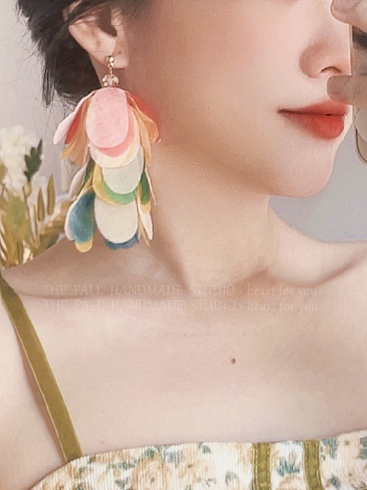 （买二送一）超仙彩色多层薄纱花朵夸张大耳环修饰脸型度假风耳夹 - 图0