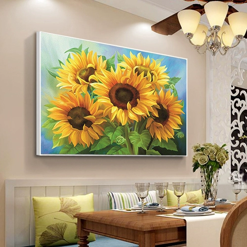 Синксин Сянгронг Новый Продукт Поперечный окончание 2024 Новая гостиная Маленькая подсолнечная вышивка ручной работы