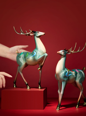 客厅工艺品玄关电视柜酒柜摆设