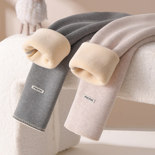 Girls with red faces, velvet and thickened leggings