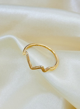 不规则波浪素圈炫小虫简约女