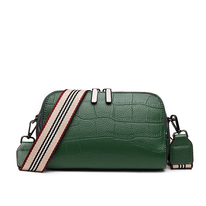 2021新款休闲简约单肩宽带贝壳包 奈雯女士包袋