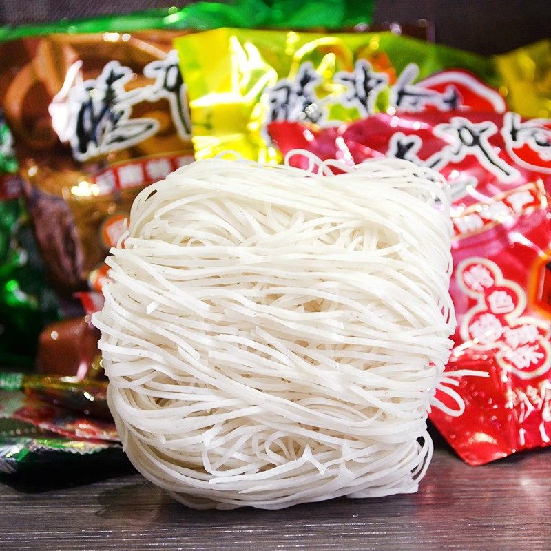 云南合丰腾冲饵丝桶装方便米线面条小吃冲泡干饵丝酸辣速食免煮,淘宝优惠券,粉丝福利购,淘宝优惠卷