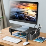 Вместительный и большой настенный телевизор, пульт, коробка для хранения