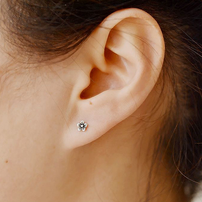 大猪熊 999纯银耳钉 迷你梅花耳钉 手工复古做旧 民族风,淘宝优惠券,粉丝福利购,淘宝优惠卷