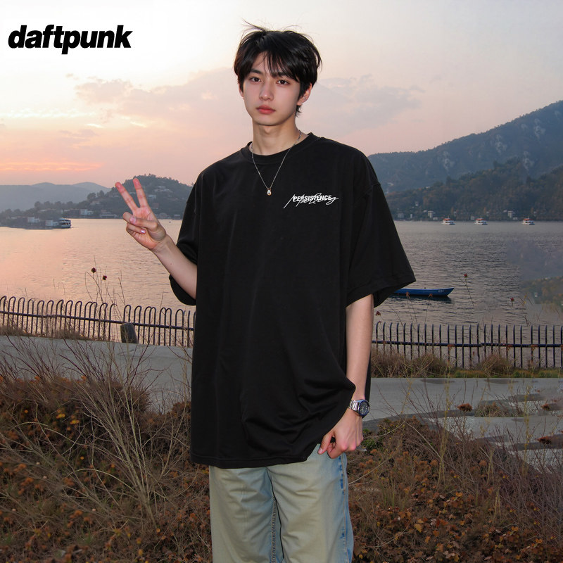 daftpunk原创草写刺绣重叠短袖250g重磅纯棉短袖夏季情侣圆领T恤