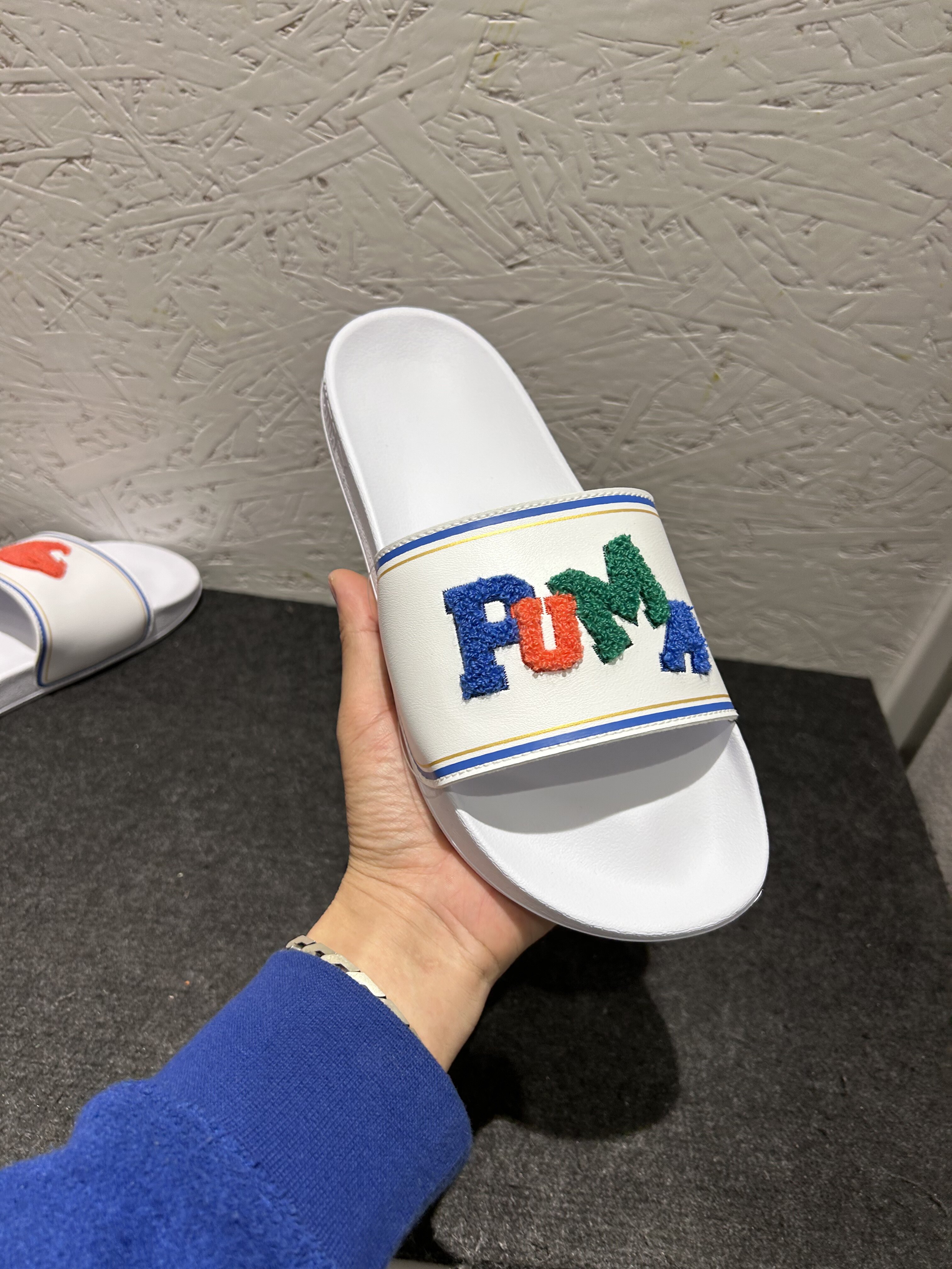 puma彪马正品男女同款鸳鸯图案运动休闲轻便舒适一字拖凉拖372622