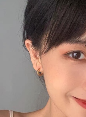 钛钢耳饰 简约素圈通勤百搭小众设计精致耳环女小圈圈耳扣耳饰品