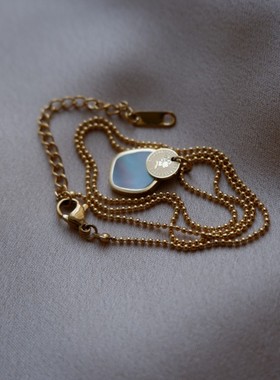 [游七月]贝壳不规则气质项链几何造型钛钢镀18K金保色简约大气