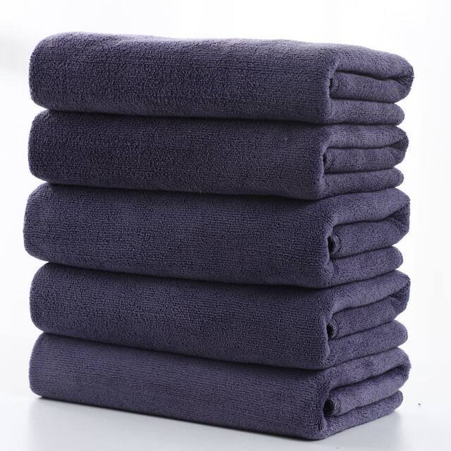 Ultra-thick microfiber absorbent towel that does not shed lint