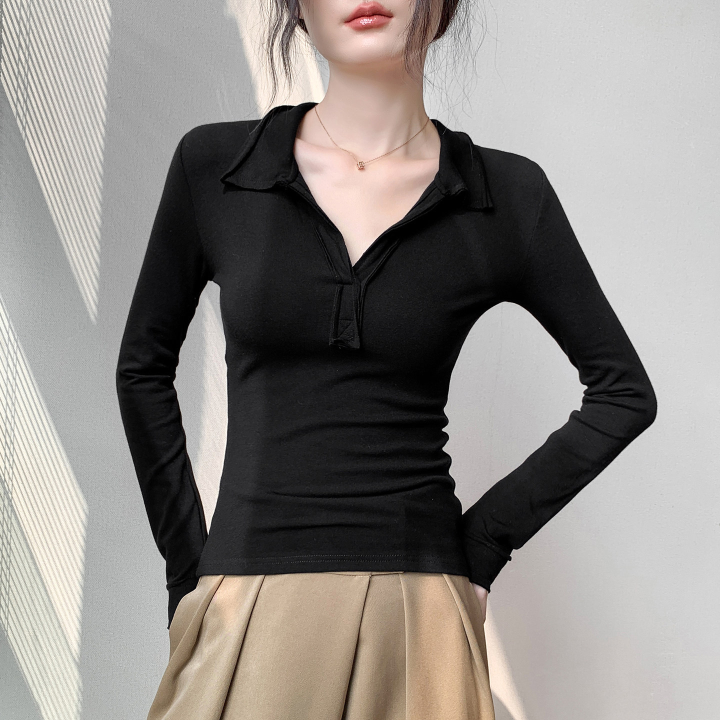 半开领露锁骨长袖t恤女秋季2025新款爆款纯色内搭正肩外穿上衣女,淘宝优惠券,粉丝福利购,淘宝优惠卷