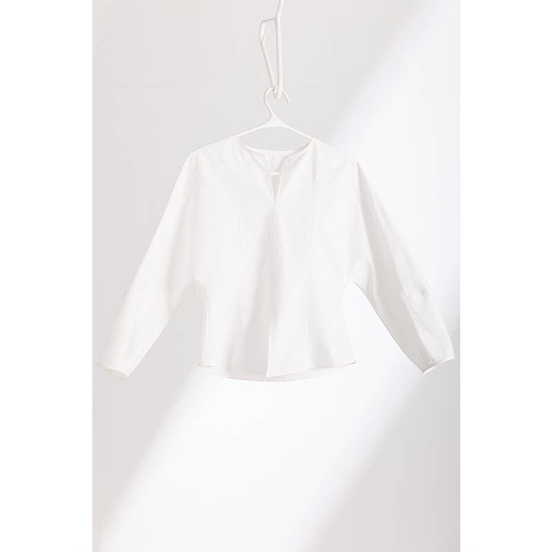 CR衬衫衬衣上衣收腰显瘦简约设计款白色春秋装新款气质法式女装