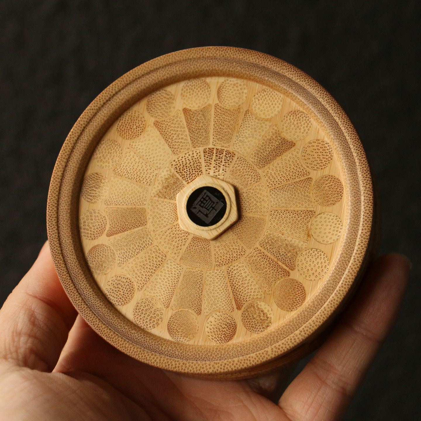 一物一拍沪上名家小谭纯手工制作圆形竹根老玉竹万体竹蛉鸣虫盒,淘宝优惠券,粉丝福利购,淘宝优惠卷