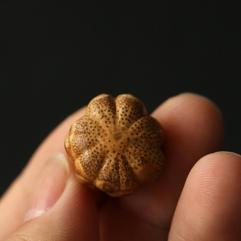 精品名家刘卫强纯手工雕刻迷你小南瓜小吊坠竹雕竹制挂件小配饰,淘宝优惠券,粉丝福利购,淘宝优惠卷