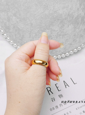 钛钢冷淡风高保色戒指防过敏