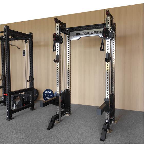 Fixed pulley double fly squat rack fly