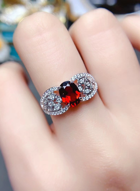 小香风天然酒红色石榴石戒指红宝石镶钻指环小众设计s925纯银戒子