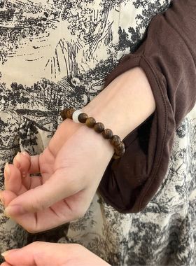 黑花梨木搭配白玉菩提猫爪手串