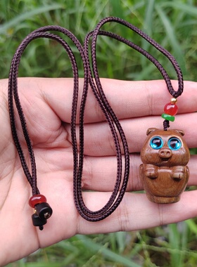 绿檀可爱一杯猪吊坠木雕十二生肖