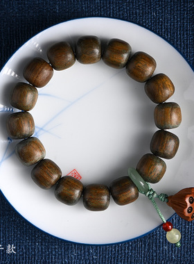 绿檀木老型珠玉简约单圈款手串