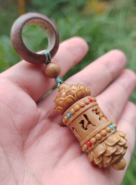 绿檀木跑环挂镂空六字真言木雕香