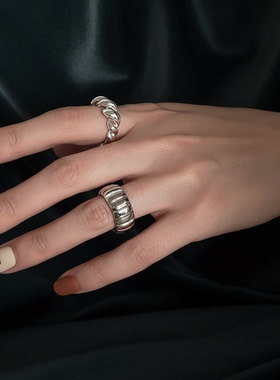 甄媛银饰复古麻花素圈戒指