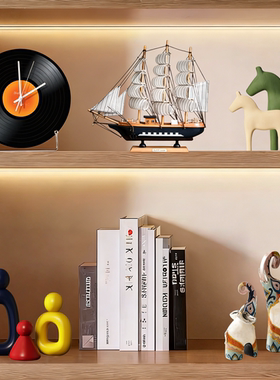 抽象艺术一家三口摆件客厅酒柜电视柜装饰品轻奢高档家居软装好物