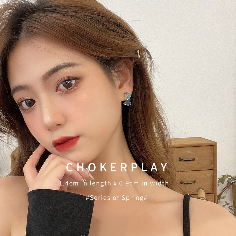 CHOKERPLAY不对称设计感蓝色闪付爱心百搭小清新纯银针耳钉耳夹-图0