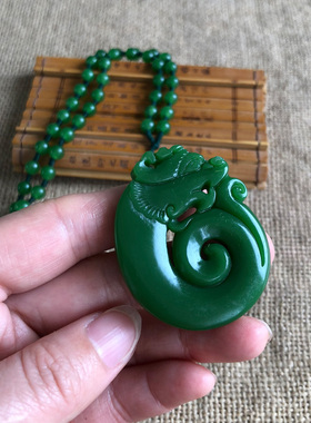 挂件生肖吊坠随身项链玉猪龙